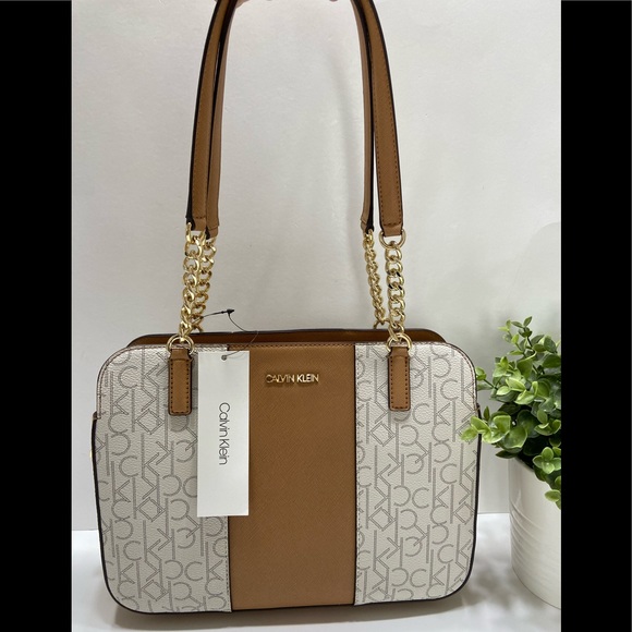 NEW Calvin Klein Monogram Logo Chainlink Satchel - Picture 12 of 12